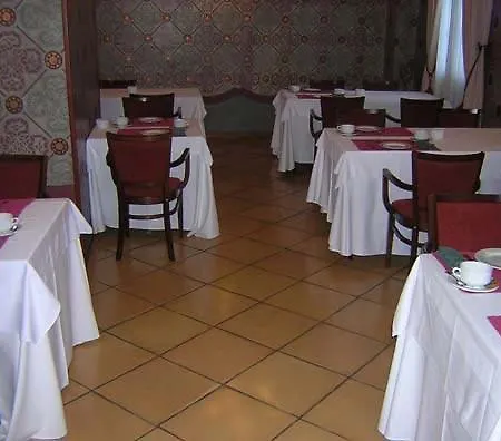 Jardin De La Abadia, Arroyo de la Encomienda