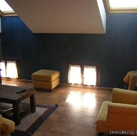 Otel Jardin De La Abadia, Arroyo de la Encomienda