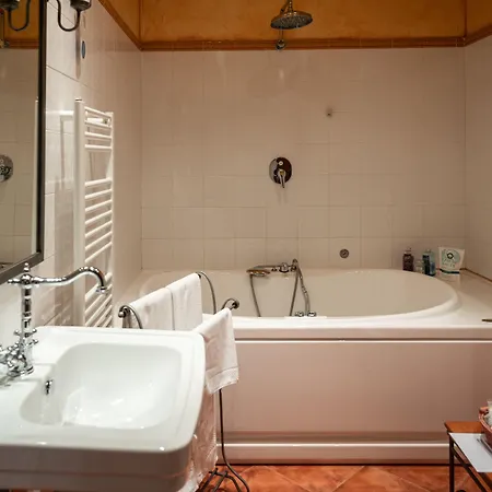 Jardin De La Abadia, Otel Arroyo de la Encomienda