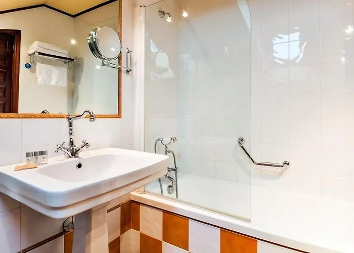 Jardin De La Abadia, Arroyo de la Encomienda