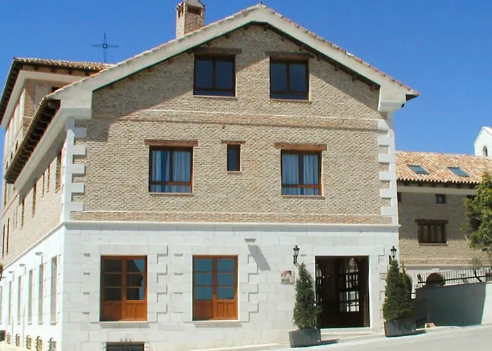 Jardin De La Abadia, Hotel Arroyo de la Encomienda